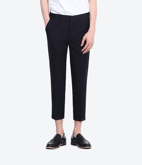 Style: Sleek Cropped 4 Pocket Pants